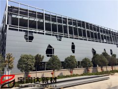 寶潤(rùn)達(dá)鋼結(jié)構(gòu)廠房樓承板施工完成