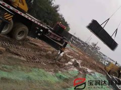 寶潤達桁架樓承板施工現(xiàn)場裝卸